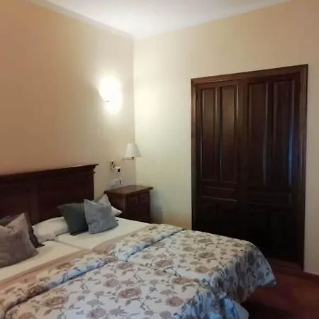 Hotel Plateros