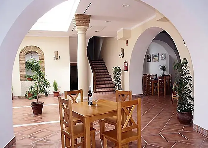 普拉特罗斯酒店 酒店 *