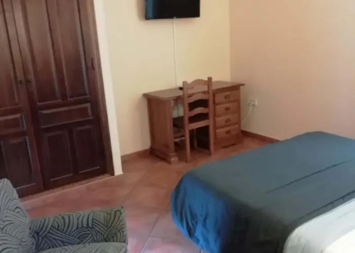 Отель Plateros *